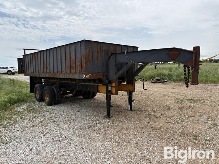 2022-homemade-box-trailer-image-3