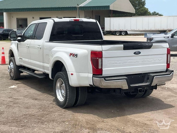2022-ford-f350-image-4