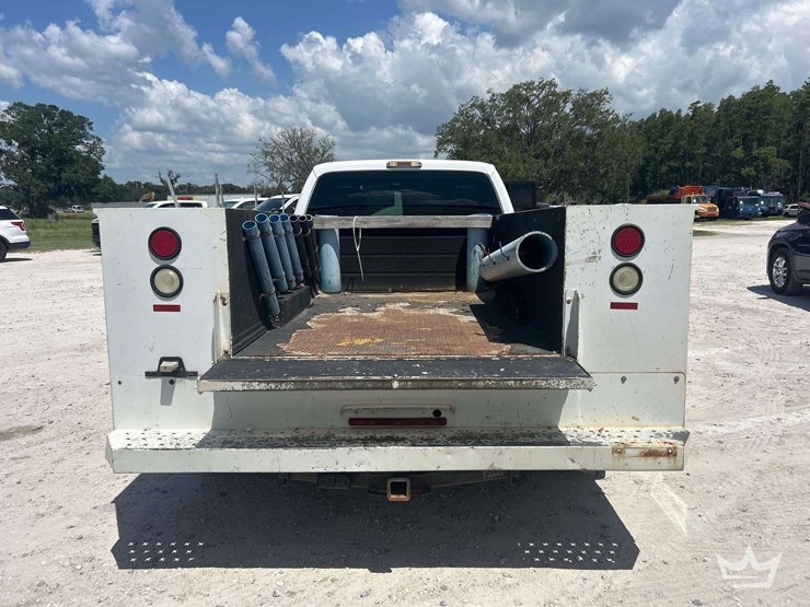2015-ford-f350-image-11