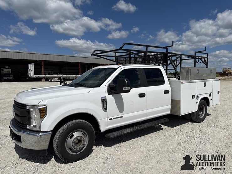 2018-ford-f350-image-1