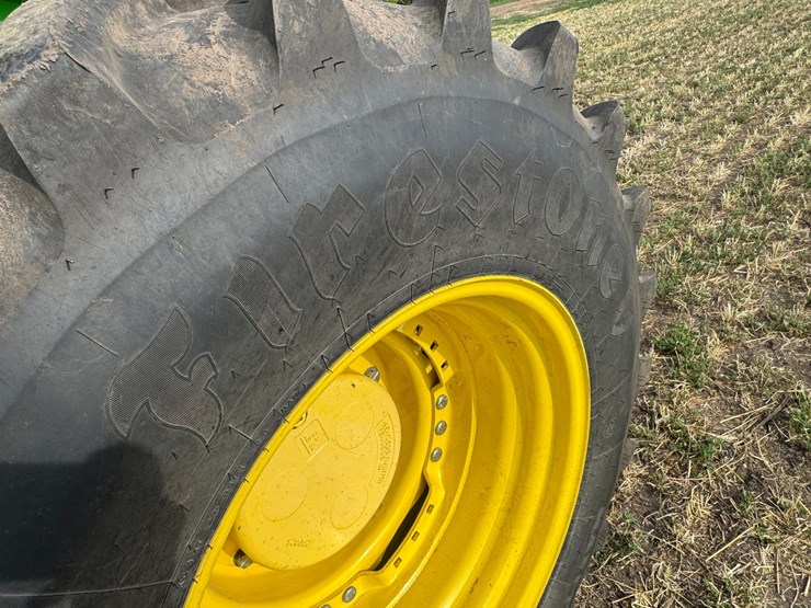 2023-john-deere-7r-210-image-18