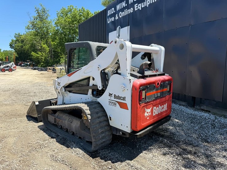 2018-bobcat-t770-image-2