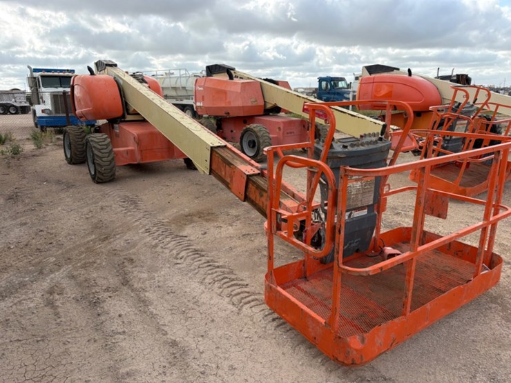 2007-jlg-600s-image-4