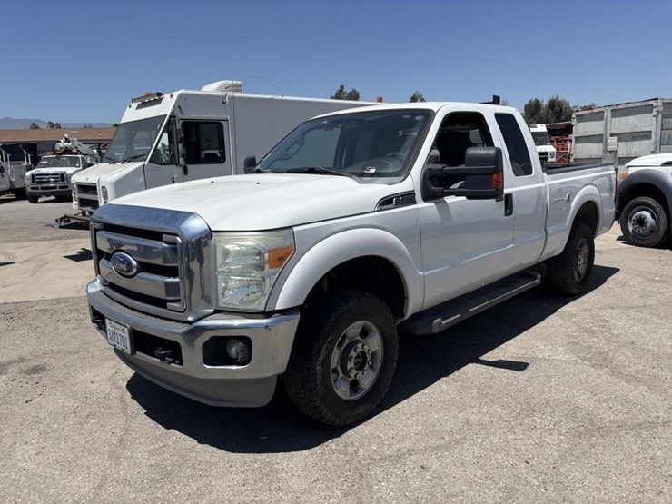 2011-ford-f250-image-1