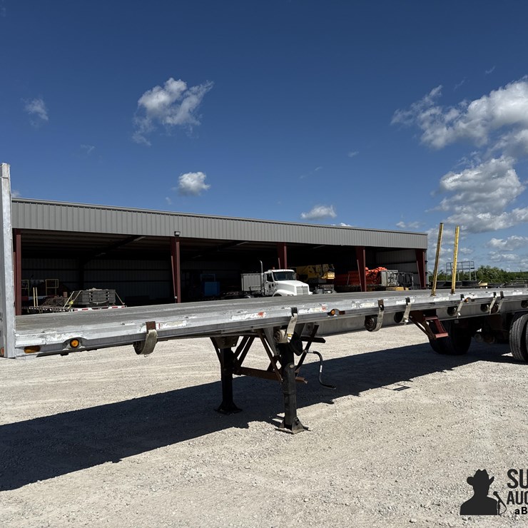 1986 Ravens 54555 T/A Flatbed Trailer