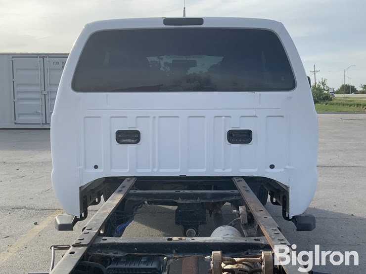 2015-ford-f550-xl-image-17