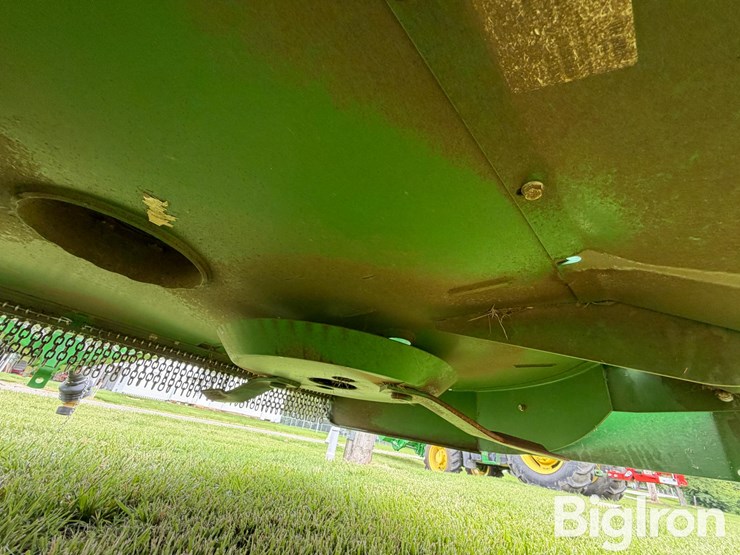 2023-john-deere-rc8m-image-11