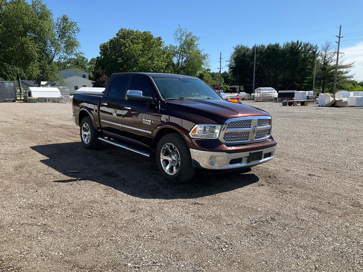 2015-dodge-ram-1500-image-11