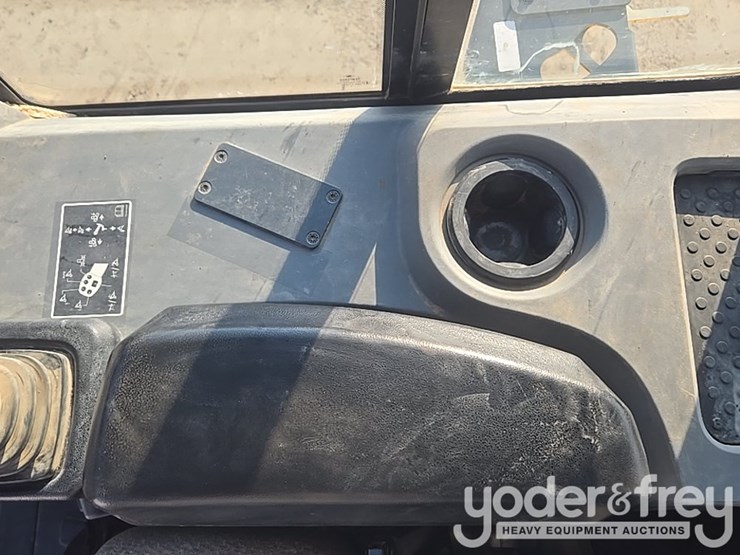 2023-deere-650-lgp-image-50