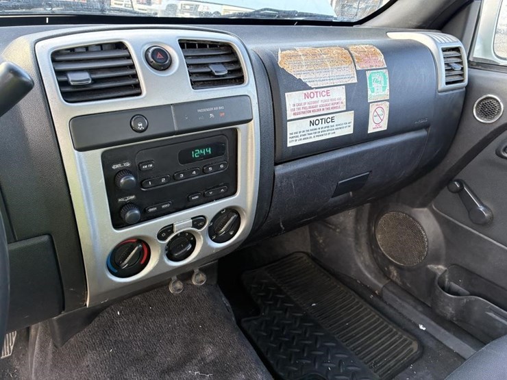 2009-chevrolet-colorado-image-17