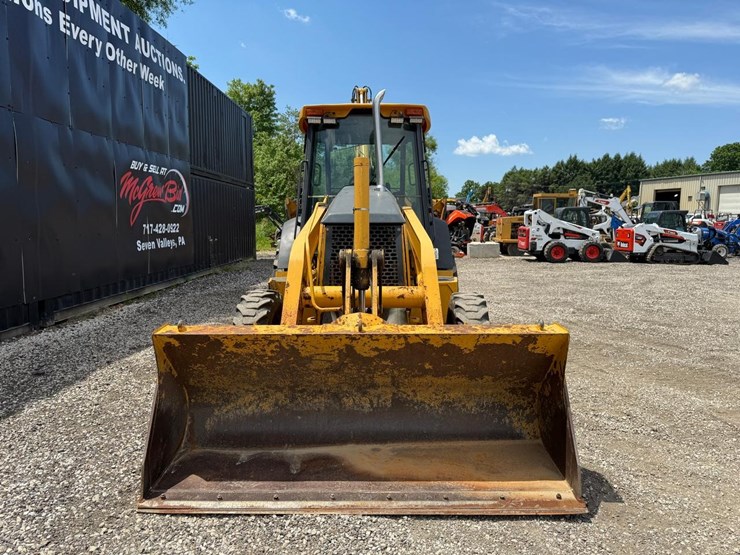 deere-410g-image-7