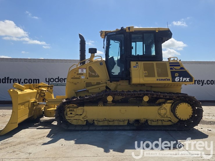 2021-komatsu-d61px-24-image-2