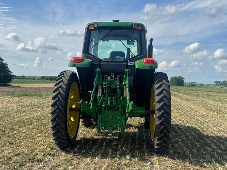 2018-john-deere-6155m-image-4