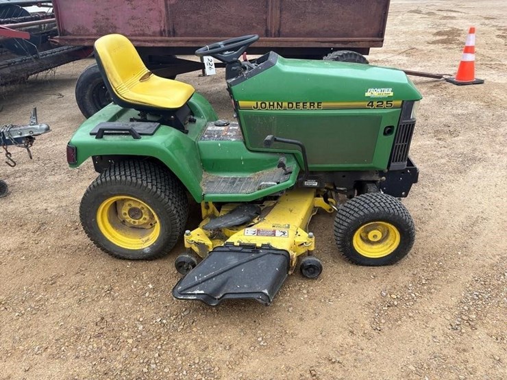 john-deere-425-image-4