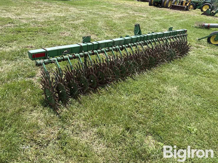 john-deere-400-image-7