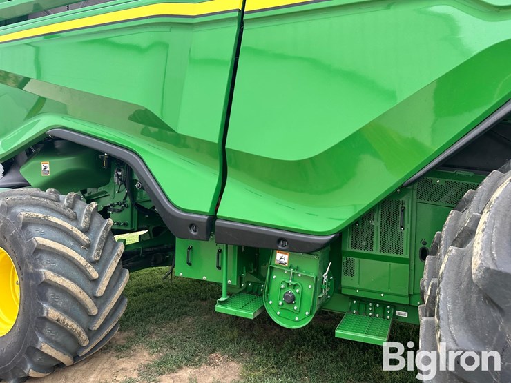 2022-john-deere-x9-1000-image-19