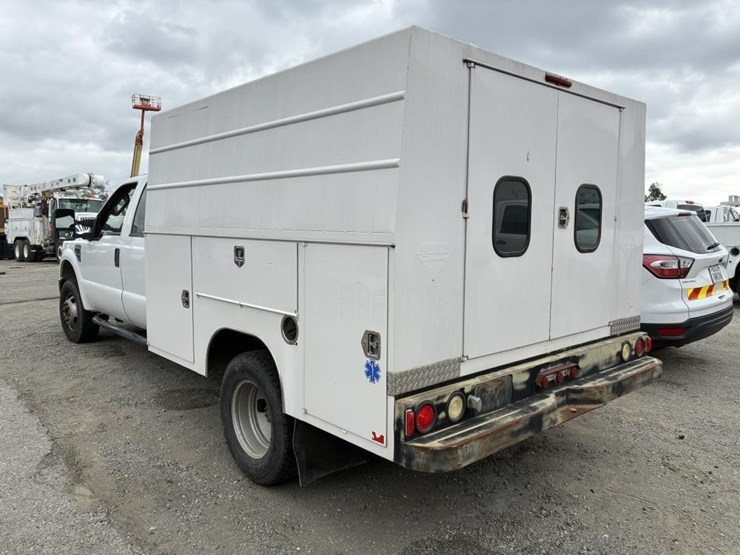 2008-ford-f350-image-4