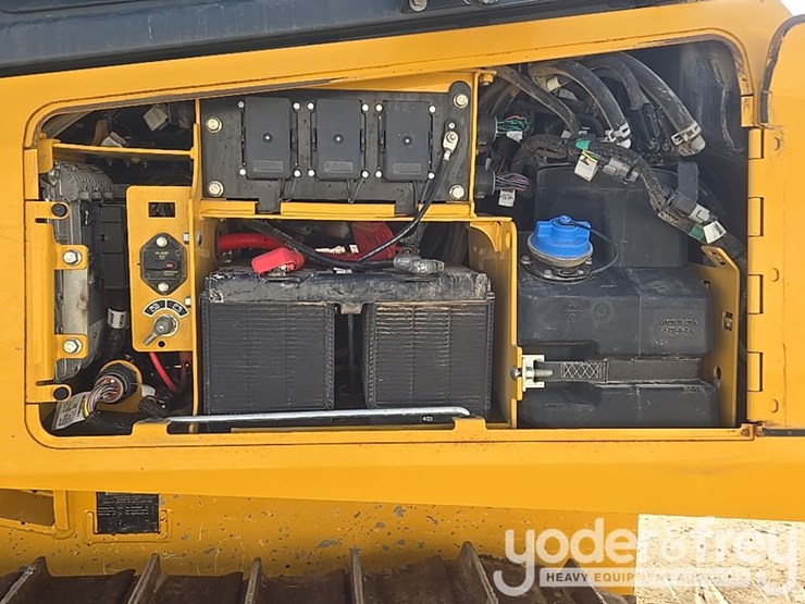 2023-deere-650-lgp-image-28