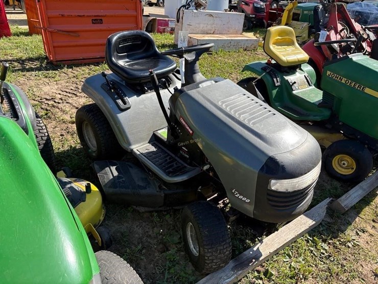2000-craftsman-lt2000-image-3