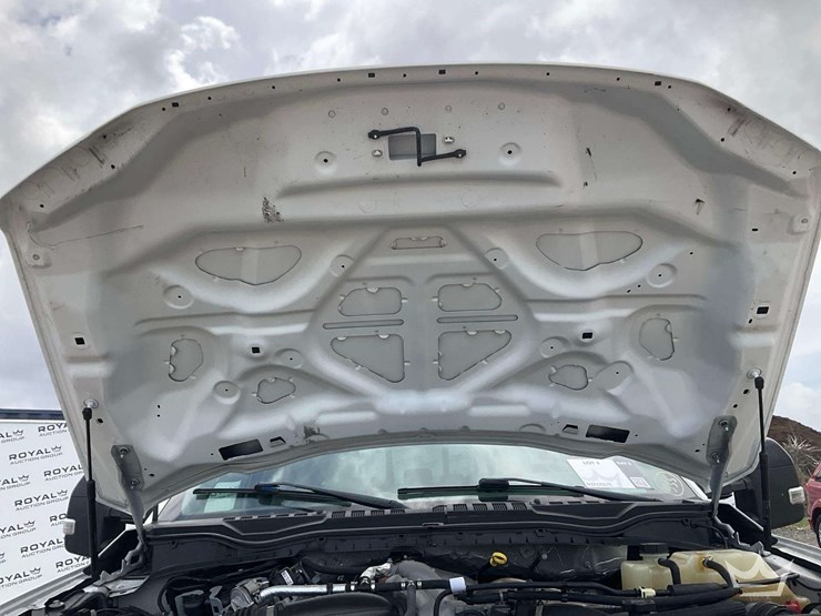 2022-ford-f350-image-11