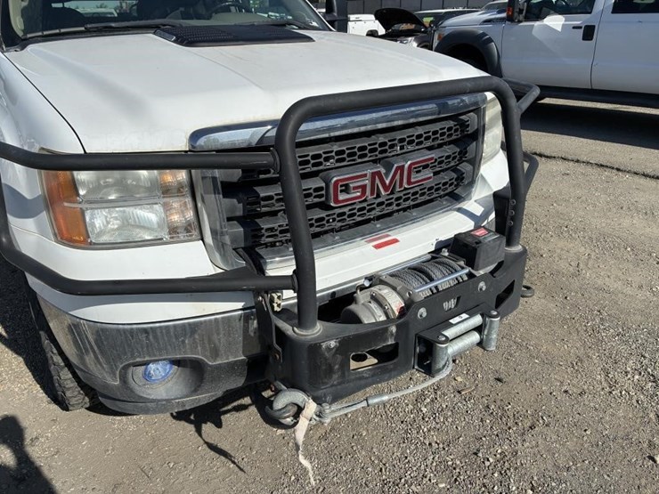 2012-gmc-sierra-3500-image-11
