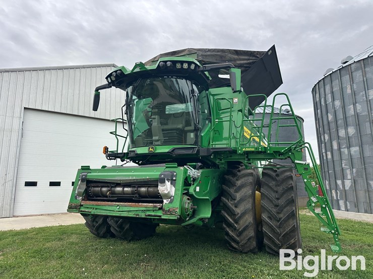 2022-john-deere-x9-1000-image-2