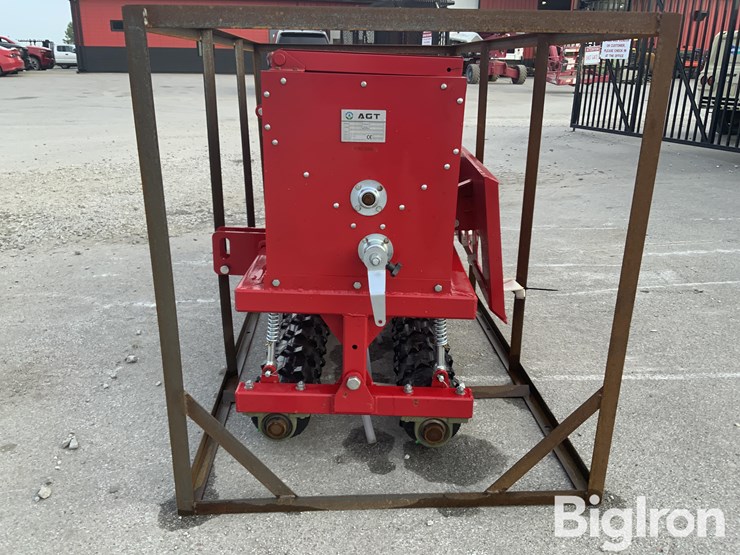 2026-massey-ferguson-730-image-8