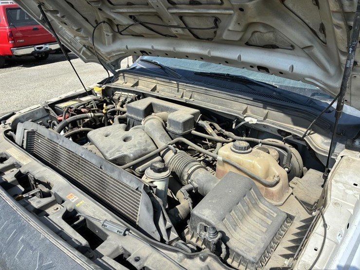 2011-ford-f250-image-9