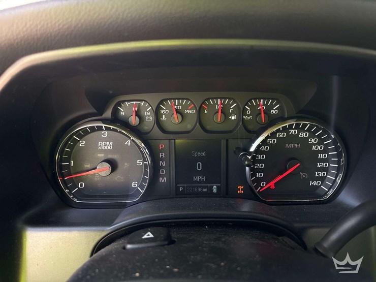 2015-chevrolet-silverado-1500-image-16