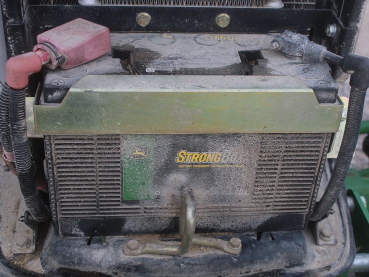 2013-john-deere-5100e-image-82