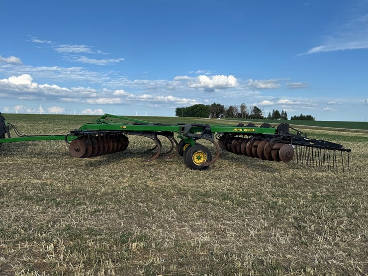 john-deere-510-image-1