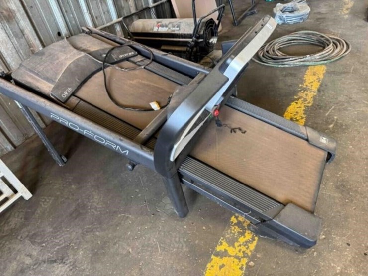 treadmill-pro-form-chp-2.6-,-works-as-it-should-image-1
