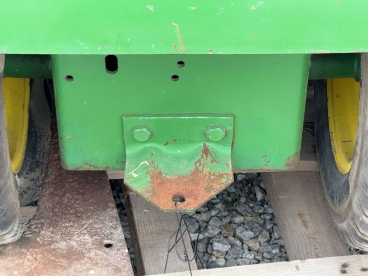 john-deere-110-image-5