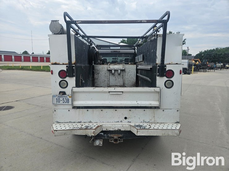 2015-ford-f350-xlt-image-6
