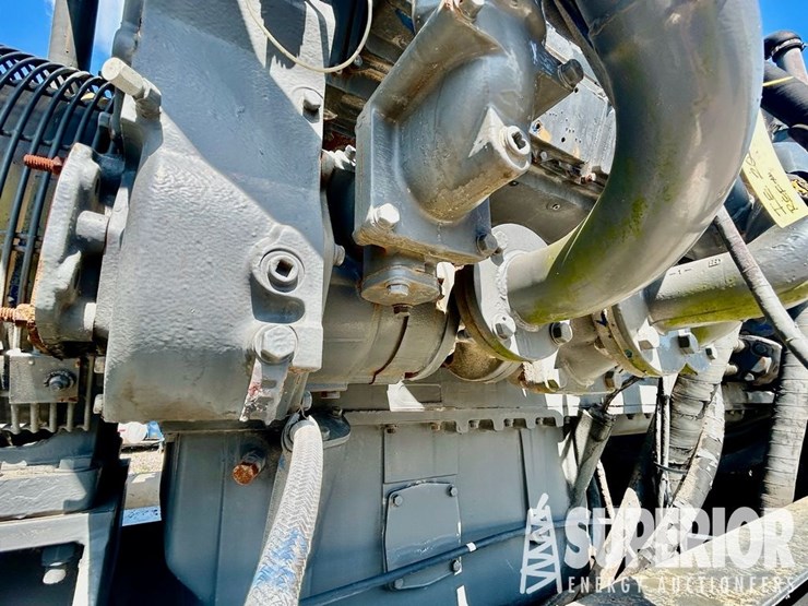 2017-caterpillar-3512-image-9