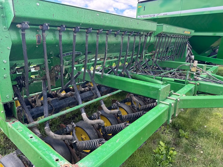 john-deere-750-image-12