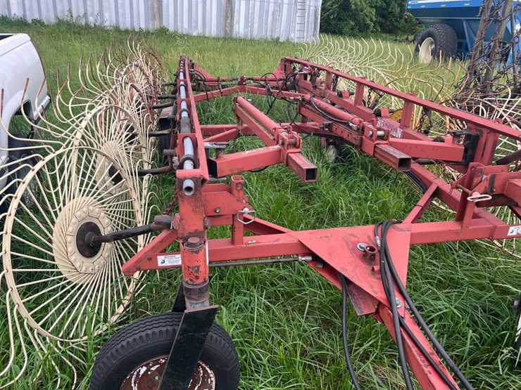 #2052-•-hay-rake-image-1