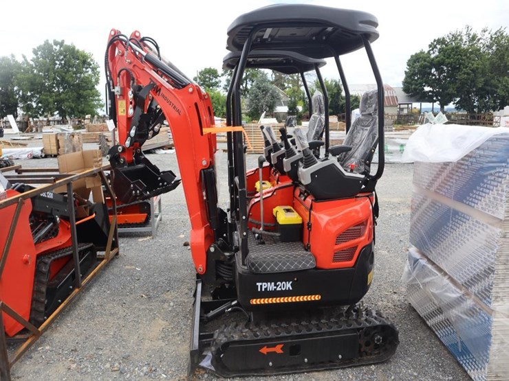 tpm-20k-mini-excavator-image-3