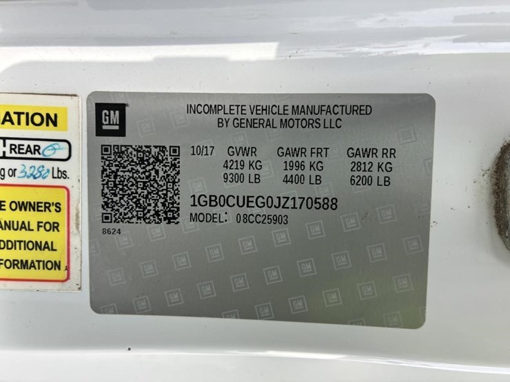 2018-chevrolet-2500hd-image-15
