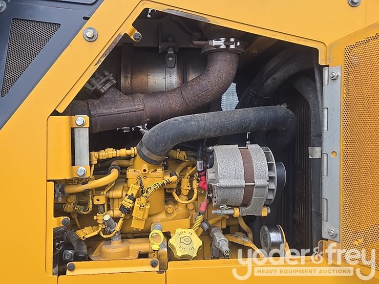 2023-deere-650-lgp-image-38