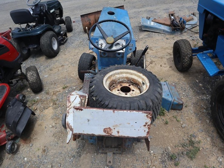 ford-tractor-image-6