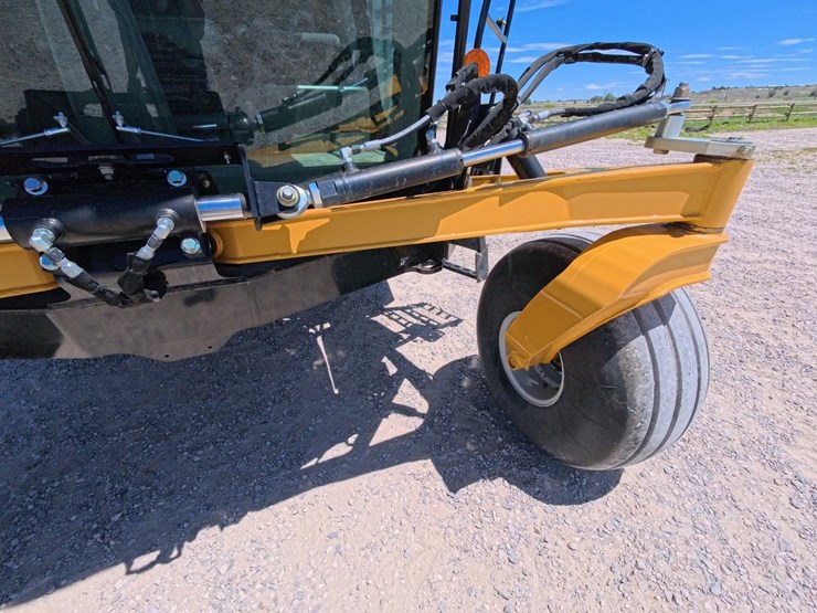 #1027-•-2020-vermeer-zr5-self-propelled-baler-image-14