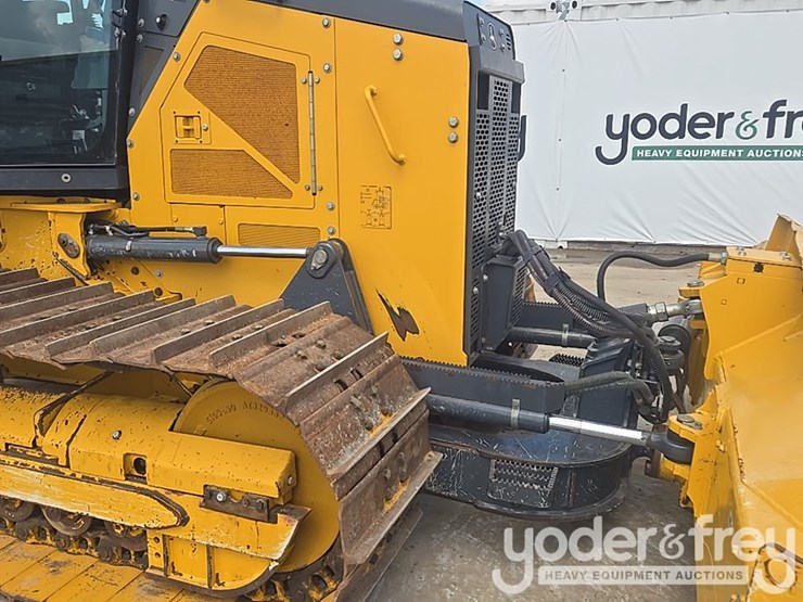 2023-deere-650-lgp-image-24