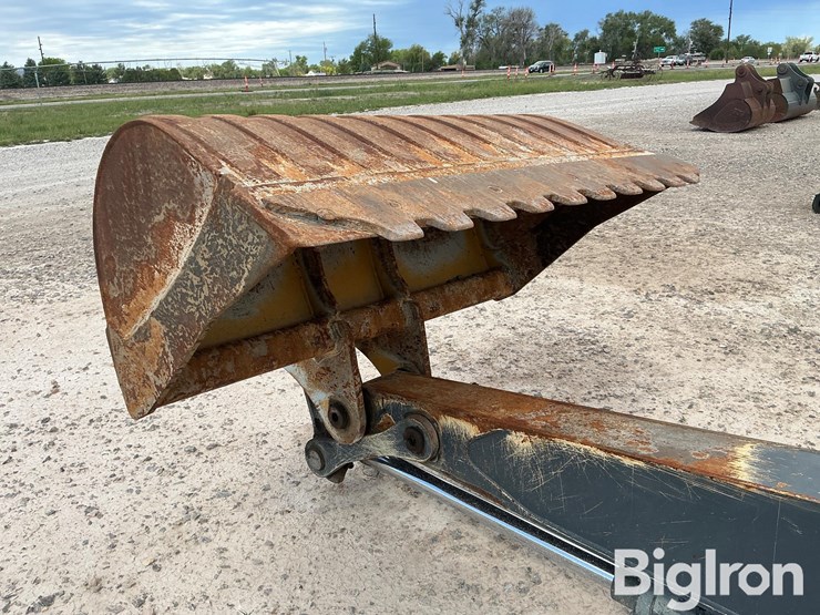 john-deere-32-image-5