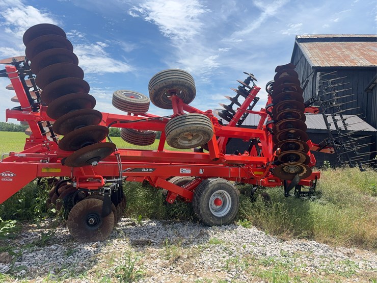 kuhn-krause-8215-image-25