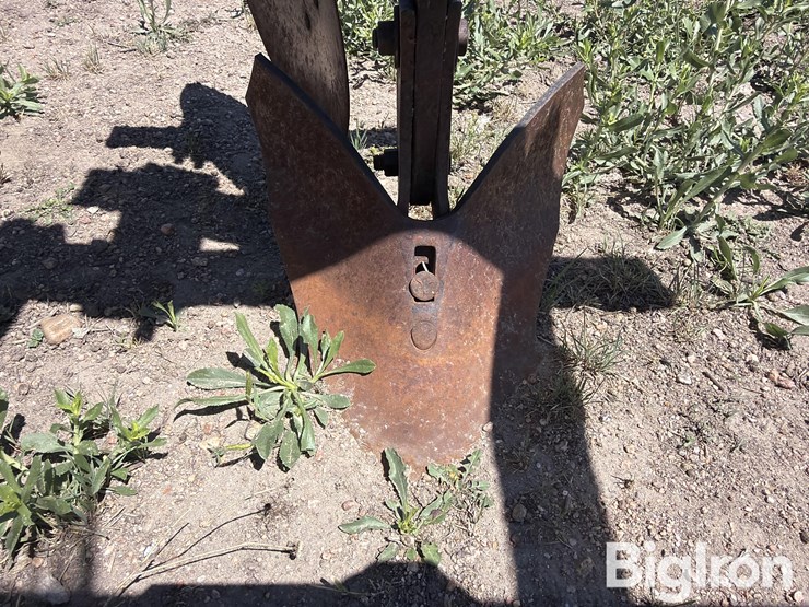 6r30"-ditcher-image-12
