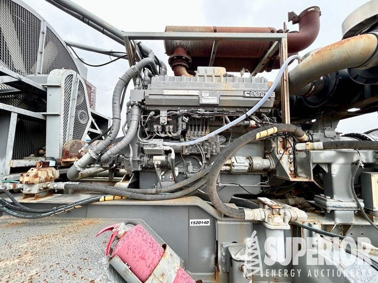 2012-cummins-qst30-image-13