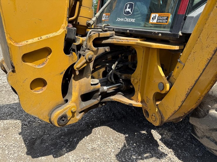 deere-410g-image-14