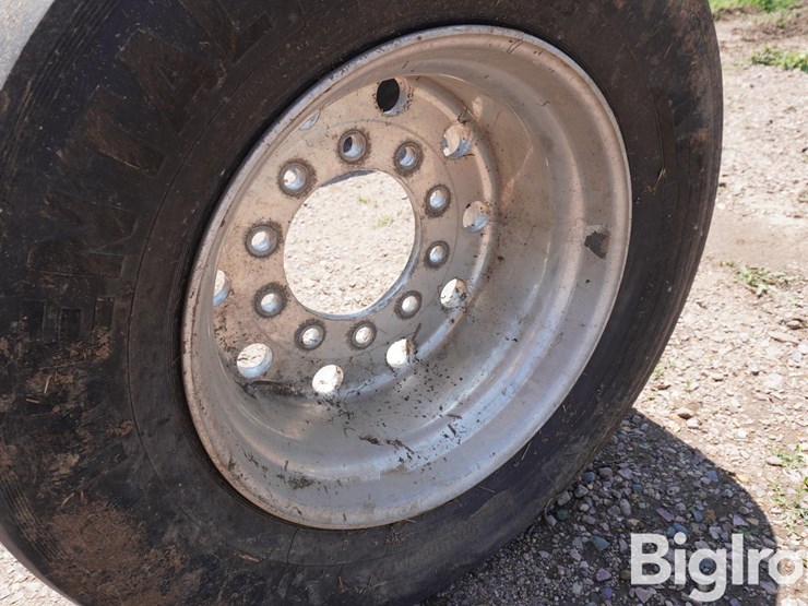 445/50r22.5-tire-&-rim-image-10