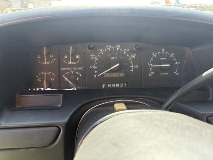 1996-ford-f350-xl-image-26